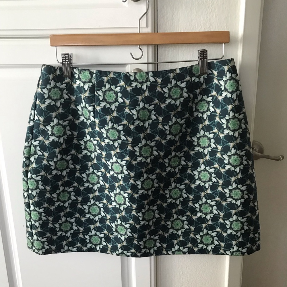 NWT Ted Baker mini skirt SZ 4 - Picture 2 of 9